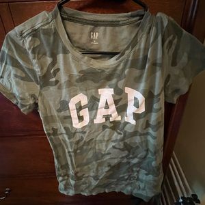 GAP Girls Camo T-shirt